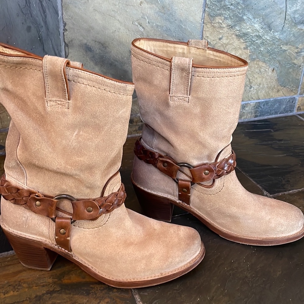 Frey Boots